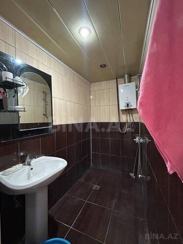 Satılır 2 otaqlı köhnə tikili 65 m², İnşaatçılar m., photo 14 from 21