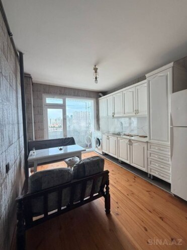 Сдаётся 2-комн. вторичка 70 м², м. 8 ноября, photo 4 from 9