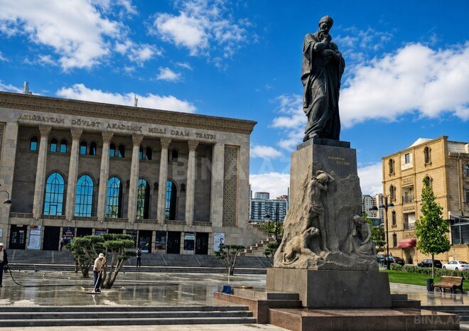 Продаётся 2-комн. вторичка 60 м², м. Низами, photo 1 from 12