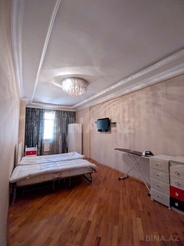 Сдаётся 4-комн. новостройка 150 м², м. 8 ноября, photo 16 from 32