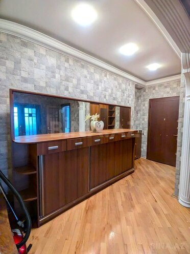 Сдаётся 4-комн. новостройка 150 м², м. 8 ноября, photo 30 from 32