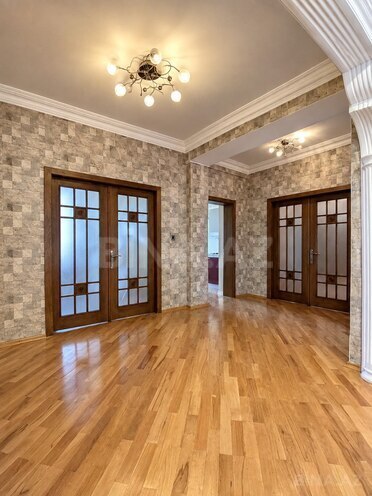 Сдаётся 4-комн. новостройка 150 м², м. 8 ноября, photo 19 from 32