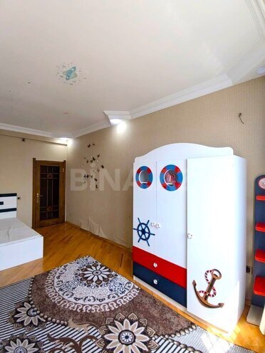 Сдаётся 4-комн. новостройка 150 м², м. 8 ноября, photo 22 from 32