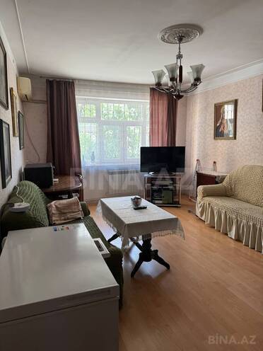 Продаётся 4-комн. вторичка 90 м², м. Кара Караев, photo 3 from 19