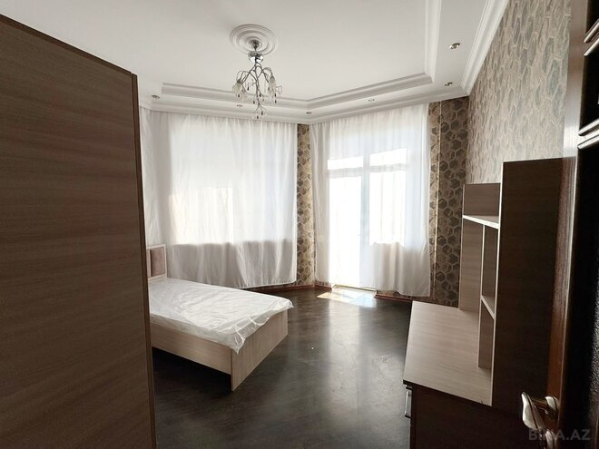 Сдаётся 3-комн. новостройка 125 м², м. Низами, photo 17 from 20
