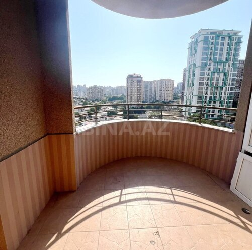 Сдаётся 3-комн. новостройка 125 м², м. Низами, photo 10 from 20