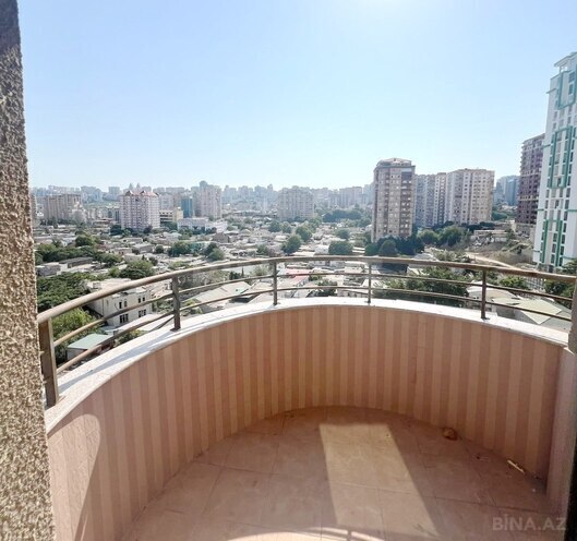 Сдаётся 3-комн. новостройка 125 м², м. Низами, photo 13 from 20