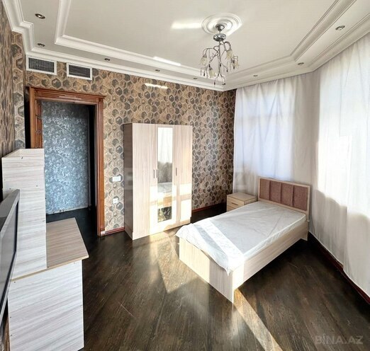 Сдаётся 3-комн. новостройка 125 м², м. Низами, photo 7 from 20