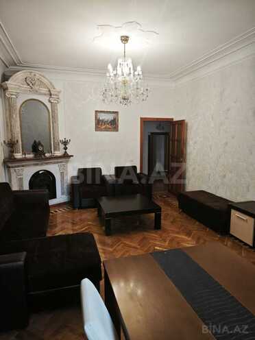İcarəyə verilir 3 otaqlı köhnə tikili 92 m², Nərimanov r., photo 3 from 14