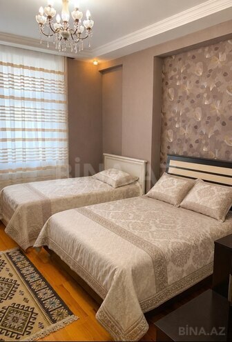 Продаётся 2-комн. новостройка 57 м², м. Нефтчиляр, photo 1 from 20