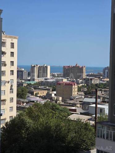 Продаётся 4-комн. новостройка 220 м², м. Низами, photo 15 from 18