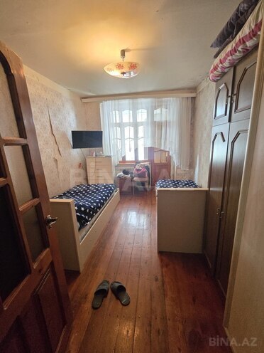 Продаётся 3-комн. вторичка 80 м², м. Ази Асланов, photo 3 from 16