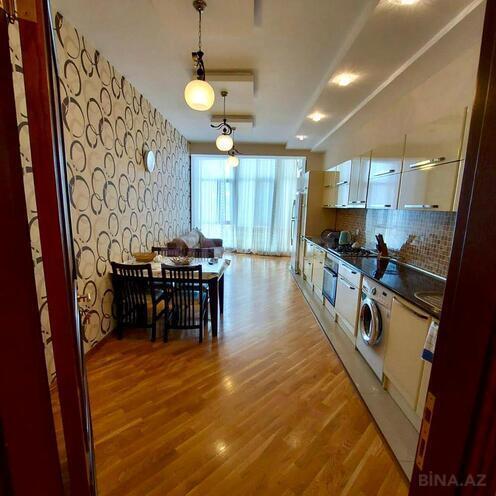 Сдаётся 3-комн. новостройка 155 м², м. 8 ноября, photo 10 from 15