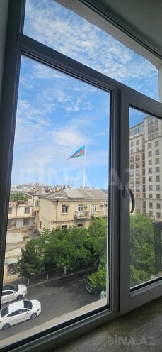 İcarəyə verilir 2 otaqlı köhnə tikili 60 m², Bayıl q., photo 25 from 31