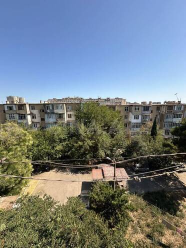 Satılır 2 otaqlı köhnə tikili 30 m², Neftçilər m., photo 12 from 14