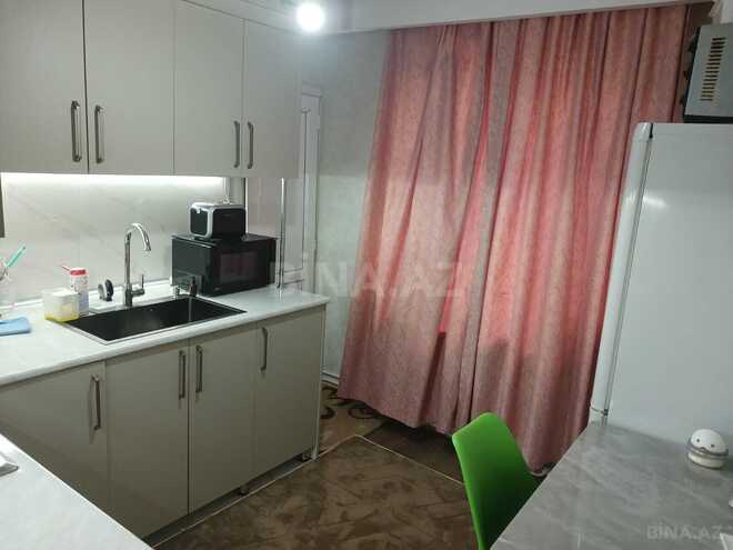Продаётся 5-комн. вторичка 110 м², м. Нефтчиляр, photo 22 from 25