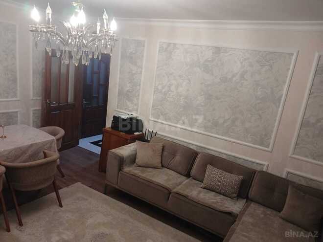 Продаётся 5-комн. вторичка 110 м², м. Нефтчиляр, photo 3 from 25