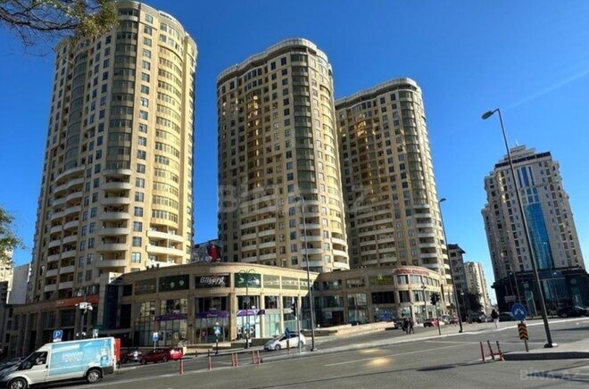 Продаётся 3-комн. новостройка 128 м², м. Низами, photo 3 from 6