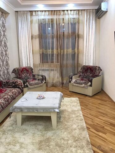 Сдаётся 2-комн. новостройка 70 м², м. Мемар Аджеми, photo 1 from 8