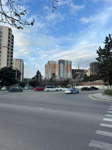 Продаётся 1-комн. новостройка 51.4 м², м. Кара Караев, photo 1 from 6