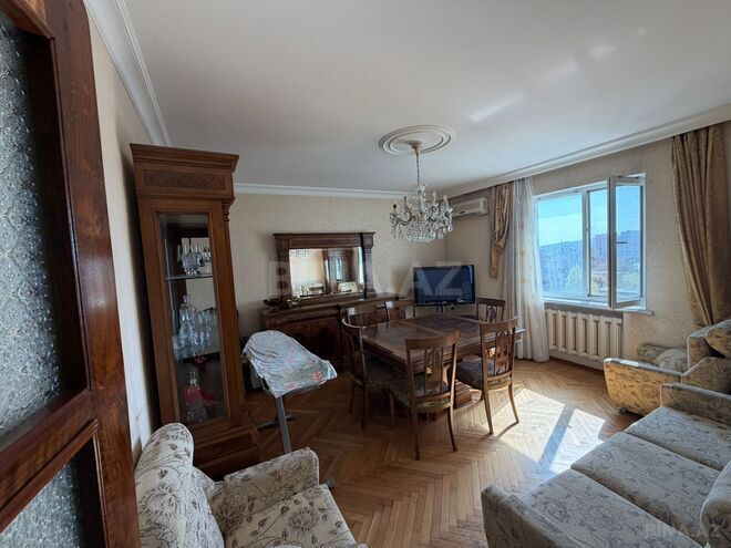 Satılır 4 otaqlı köhnə tikili 105 m², Elmlər Akademiyası m., photo 3 from 16
