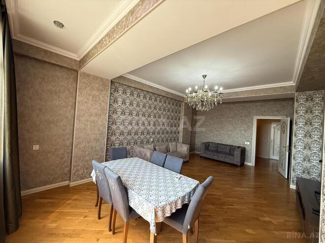 Сдаётся 3-комн. новостройка 120 м², м. Кара Караев, photo 4 from 14