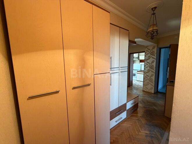Satılır 4 otaqlı köhnə tikili 105 m², Elmlər Akademiyası m., photo 13 from 16