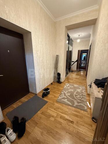 Продаётся 3-комн. новостройка 105 м², м. Кара Караев, photo 13 from 17