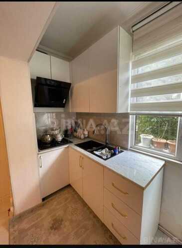 Продаётся 3-комн. вторичка 70 м², Хатаинский р., photo 4 from 16