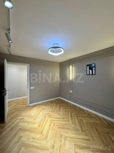 Satılır 2 otaqlı köhnə tikili 55 m², Elmlər Akademiyası m., photo 3 from 10