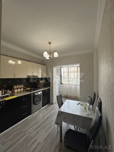 Satılır 2 otaqlı köhnə tikili 65 m², İnşaatçılar m., photo 9 from 13