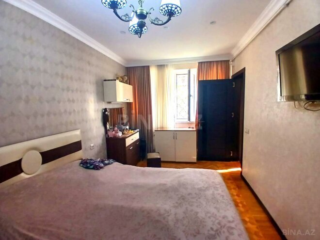 Продаётся 4-комн. вторичка 115 м², м. Кара Караев, photo 4 from 24