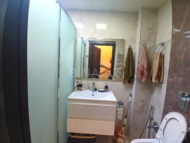 Продаётся 4-комн. вторичка 115 м², м. Кара Караев, photo 18 from 24
