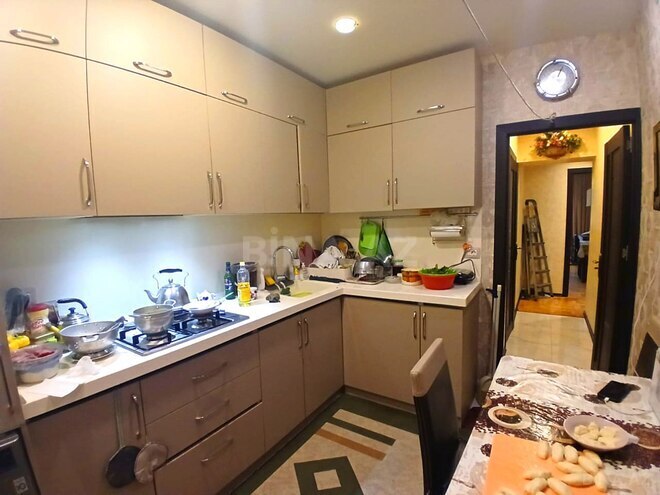 Продаётся 4-комн. вторичка 115 м², м. Кара Караев, photo 17 from 24