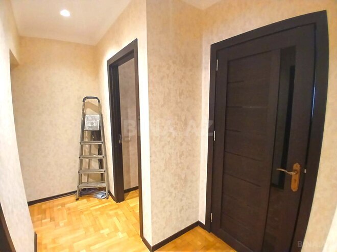 Продаётся 4-комн. вторичка 115 м², м. Кара Караев, photo 10 from 24