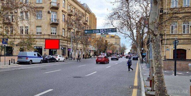 Satılır 3 otaqlı köhnə tikili 80 m², Sahil m., photo 1 from 15