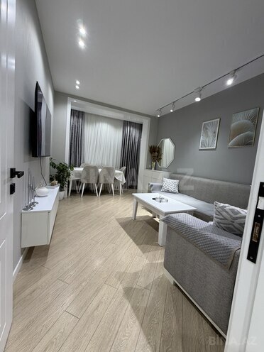 Satılır 3 otaqlı köhnə tikili 70 m², Xalqlar Dostluğu m., photo 3 from 29