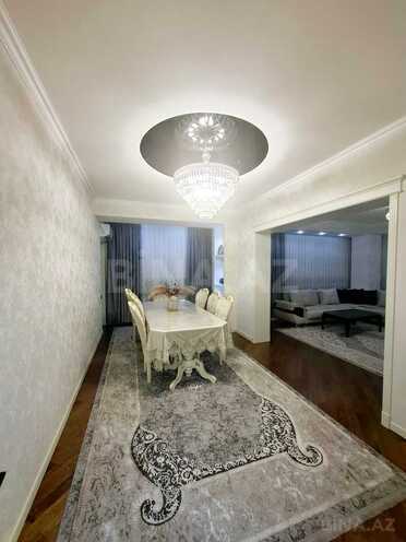 Продаётся 3-комн. вторичка 137 м², photo 10 from 27