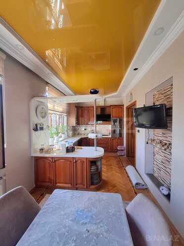 Продаётся 4-комн. вторичка 100 м², photo 9 from 15