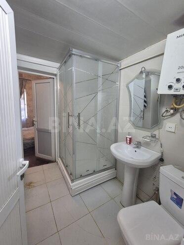 Продаётся 3-комн. вторичка 70 м², м. Ичеришехер, photo 13 from 16