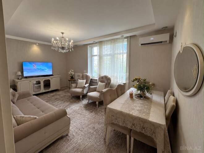 Satılır 2 otaqlı köhnə tikili 65 m², Həzi Aslanov m., photo 1 from 9