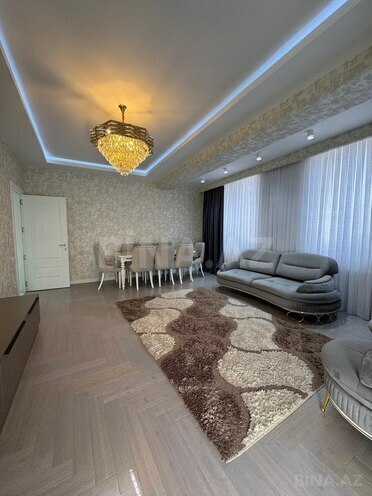 Продаётся 3-комн. новостройка 110 м², м. Ази Асланов, photo 1 from 16