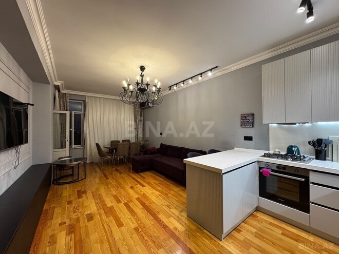 Продаётся 3-комн. новостройка 105 м², м. Нефтчиляр, photo 3 from 18