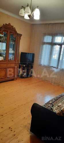 Продаётся 4-комн. вторичка 90 м², photo 1 from 16