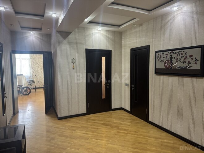 Продаётся 3-комн. новостройка 130 м², м. Иншаатчылар, photo 11 from 16
