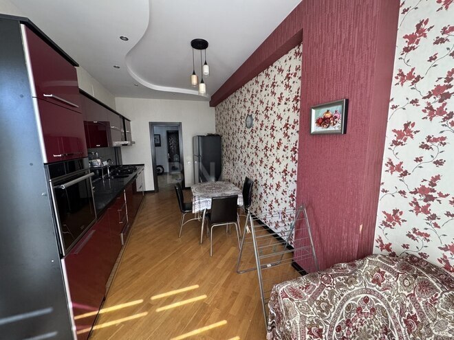 Продаётся 3-комн. новостройка 130 м², м. Иншаатчылар, photo 9 from 16