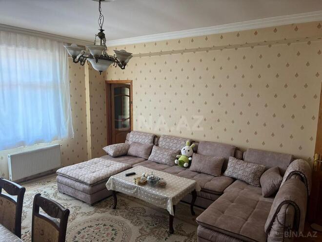 Продаётся 3-комн. новостройка 70 м², м. Ази Асланов, photo 1 from 12