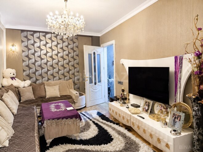 Satılır 2 otaqlı köhnə tikili 45 m², Neftçilər m., photo 1 from 9