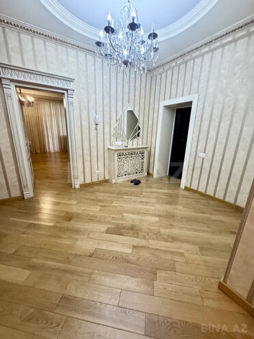 Сдаётся 4-комн. новостройка 230 м², м. 8 ноября, photo 19 from 31