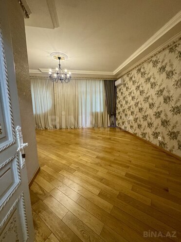 Сдаётся 4-комн. новостройка 230 м², м. 8 ноября, photo 8 from 31